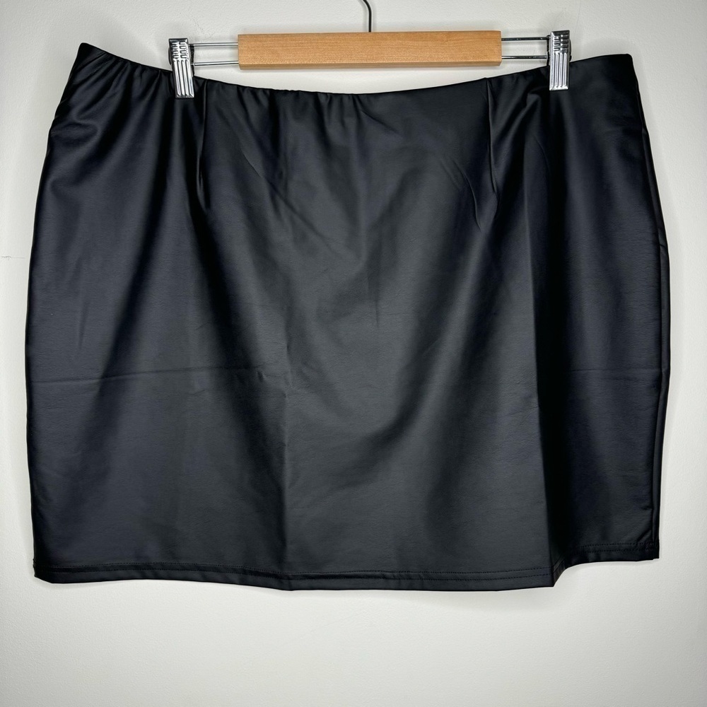 ASOS Pleather Skirt Size XL NWOT
